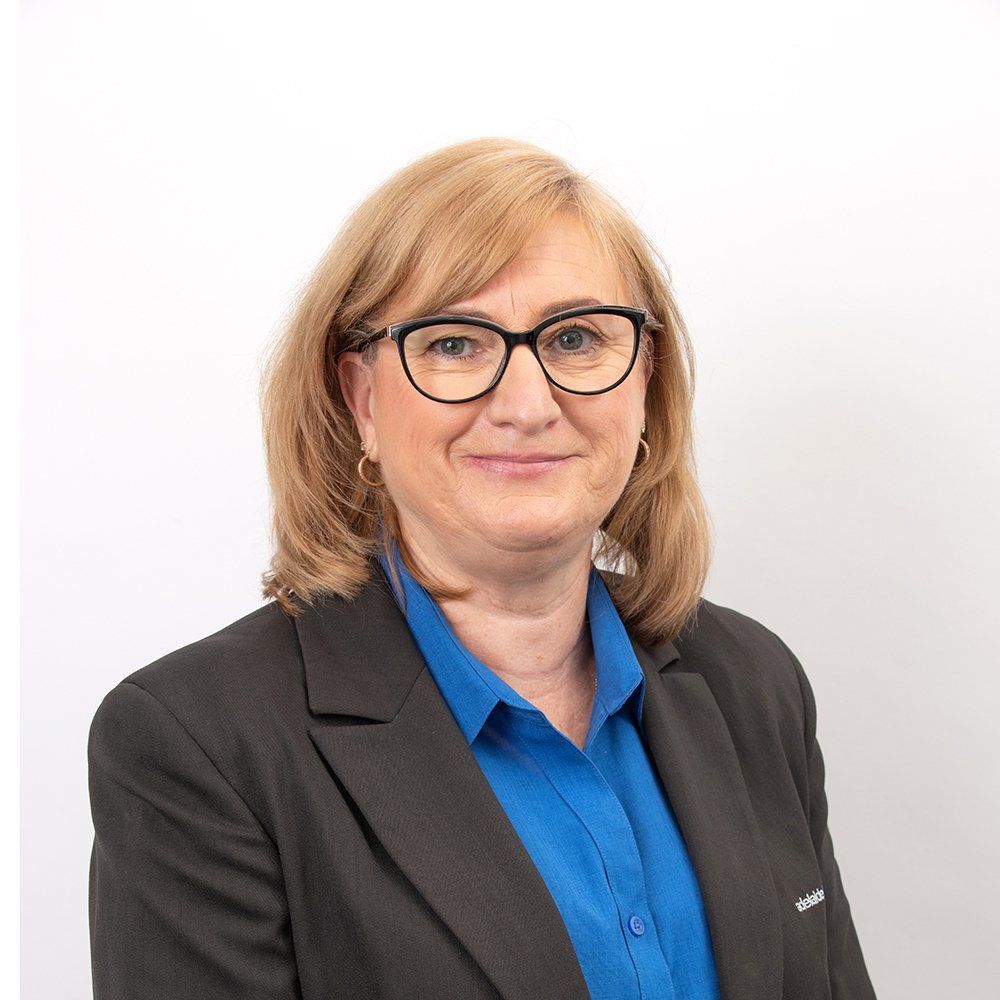 Gillian Hobson — Adelaide, SA — Adelaide Eye Care